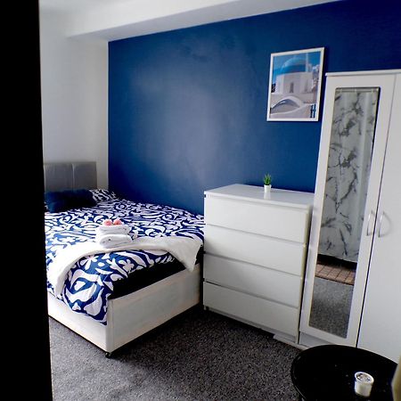 West Kensington - Santorini Apartments Λονδίνο Εξωτερικό φωτογραφία